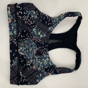 Lululemon invigorate bra floral print size 4